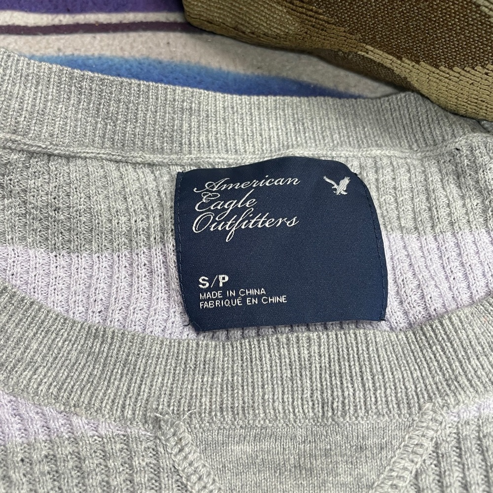 American Eagle sweater